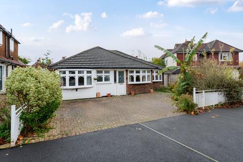 undefined, Knightwood Crescent, New Malden, Greater London, KT3