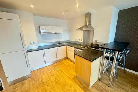 2 bedroom apartment to rent, Faroe, Gotts Road, Leeds LS12