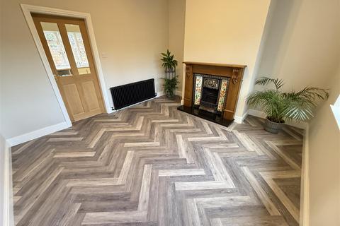 2 bedroom terraced house for sale, Queen Marys Drive, Port Sunlight, Wirral