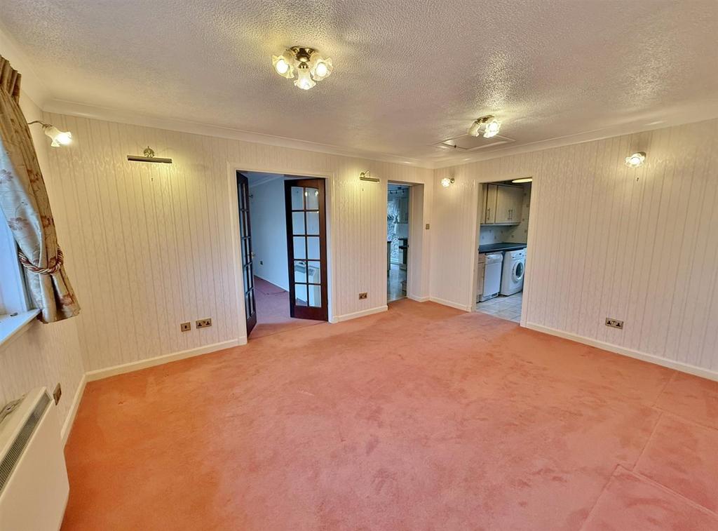 Dining room to lounge and Kitchen