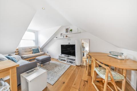 1 bedroom flat to rent, Ballater Road, London, SW2
