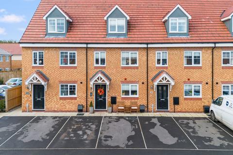 3 bedroom townhouse for sale, Sherman Hill Close, Golborne, WA3