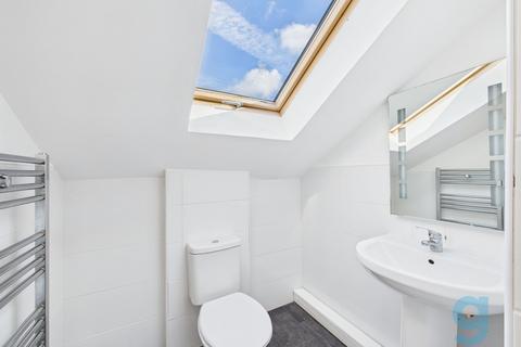 6 bedroom house of multiple occupation to rent, Kelso Road, Liverpool, L6
