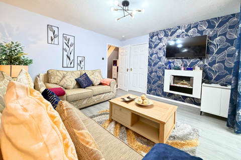 3 bedroom terraced house for sale, Dulverton Grove, Leeds