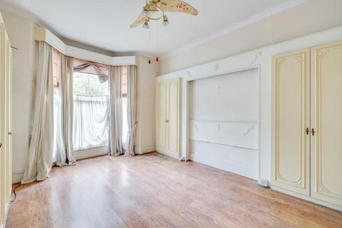 undefined, Barclay Road, London, SW6