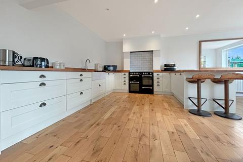 107 Beech Grove, Stanwix, Carlisle, CA3 9BN