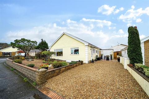 2 bedroom detached bungalow for sale, Maenor Helyg, Pembrey, Burry Port