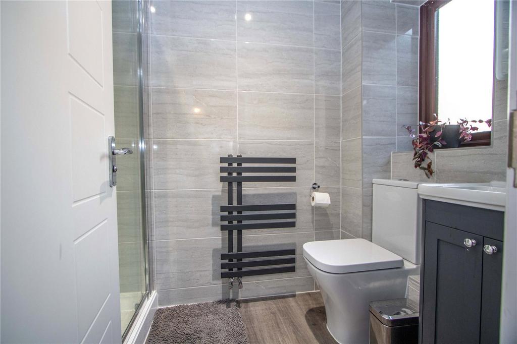 Bed 2 En Suite