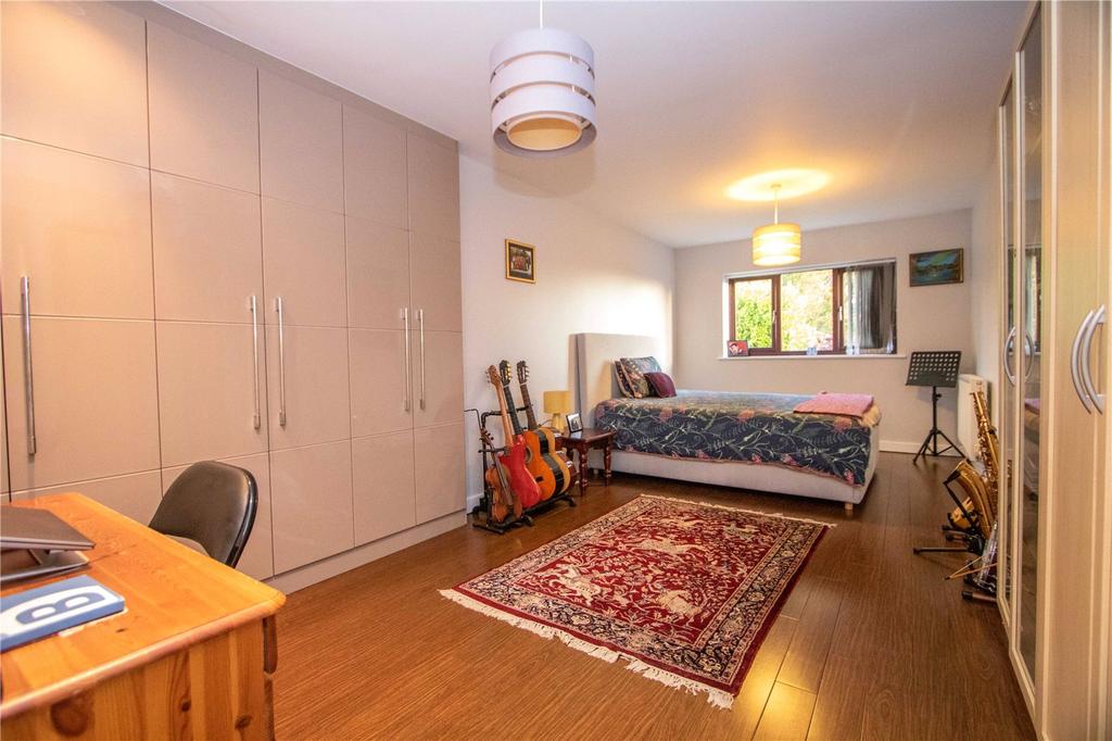 Bedroom 4