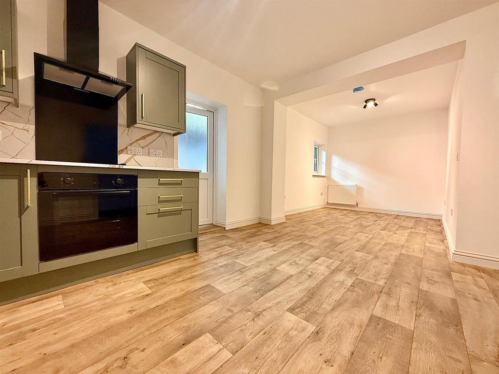 Open Plan Kitchen/Living Room
