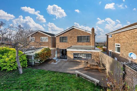4 bedroom detached house for sale, Hargreaves Road, Royston SG8