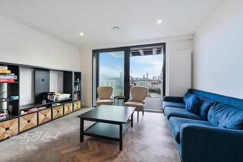3 bedroom apartment for sale, Makers Yard, London, E3