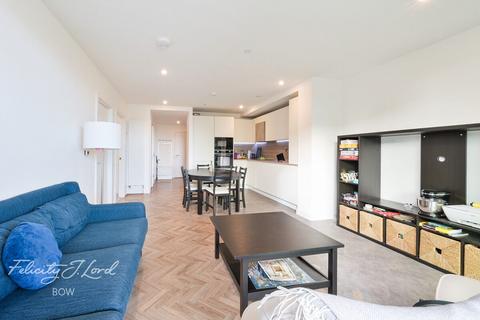 3 bedroom apartment for sale, Makers Yard, London, E3