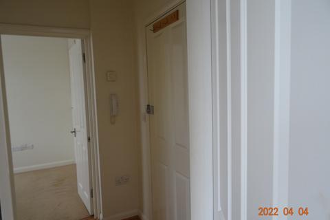 undefined, Lingfield Avenue, Kingston upon Thames, KT1 2TN