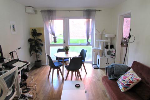 1 bedroom flat to rent, Belvoir Court, Kenton Road, Harrow, Middlesex HA3
