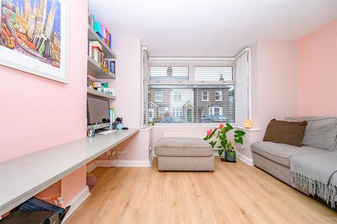 4 bedroom terraced house for sale, Breakspeare Road, ABBOTS LANGLEY