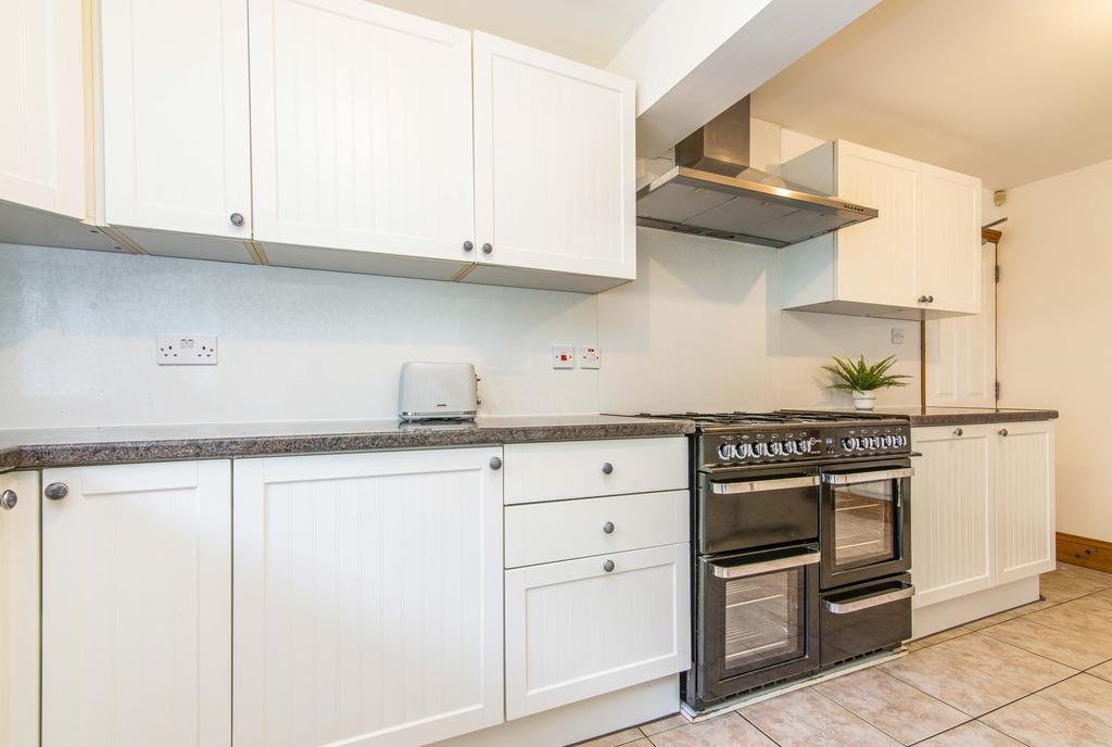4 Orston Drive-34