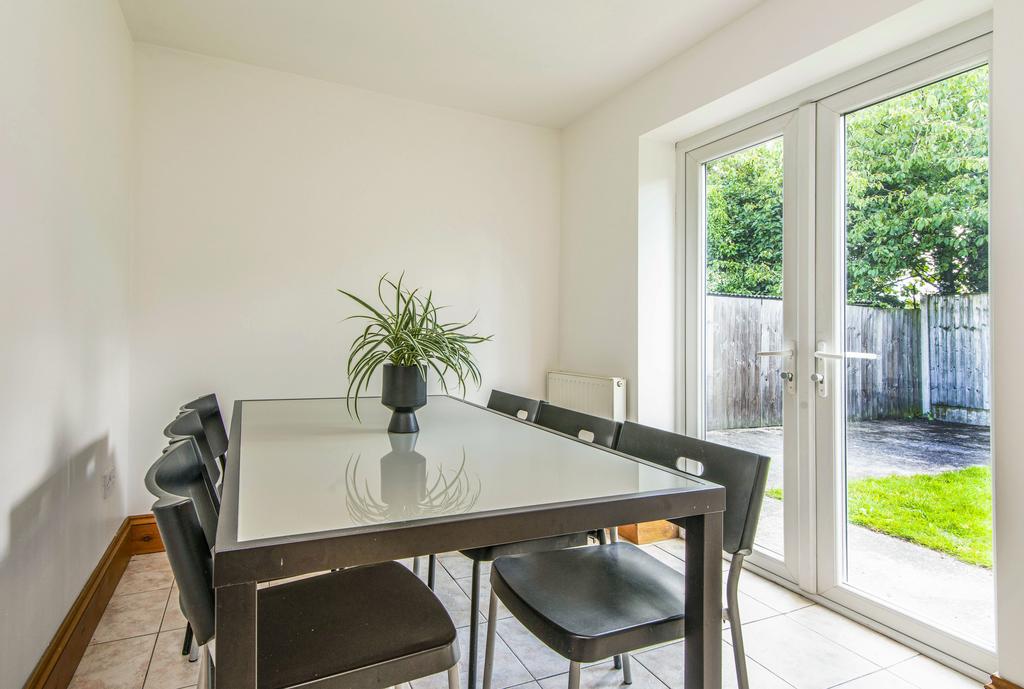 4 Orston Drive-36