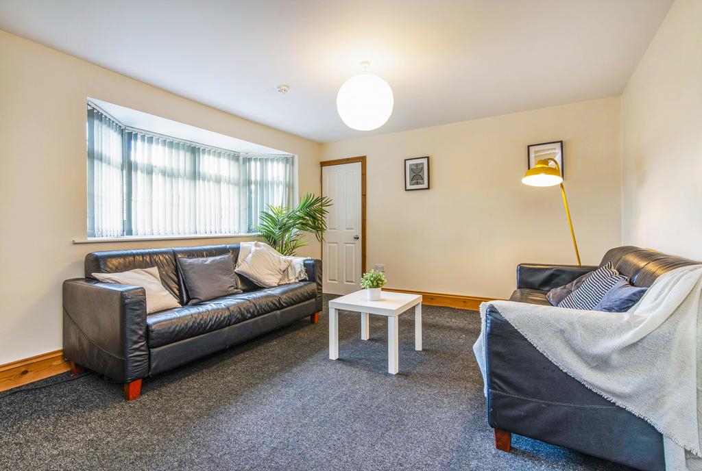 4 Orston Drive-24
