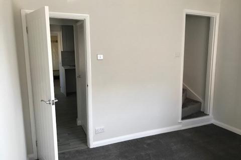 undefined, Lower Brook Street, Reading RG1