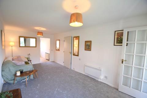 undefined, Chiltern Close, Wallingford