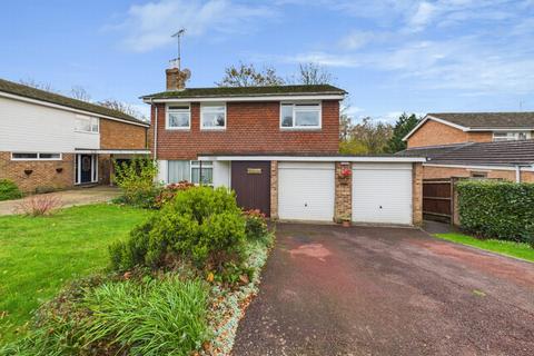 Greenhill Way, Haywards Heath, RH17