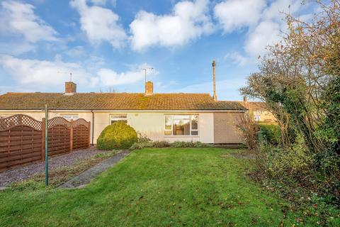 1 bedroom semi-detached bungalow for sale - High Crescent, Great Casterton