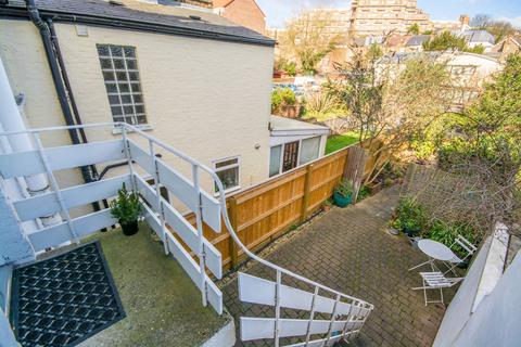 1 bedroom flat for sale, Melford Road, East Dulwich, London, SE22
