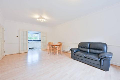 2 bedroom flat to rent, Elderfield Place, Tooting Bec, London, SW17