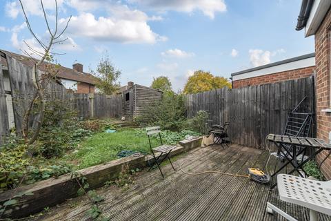 3 bedroom terraced house for sale, Castlecombe Road, London