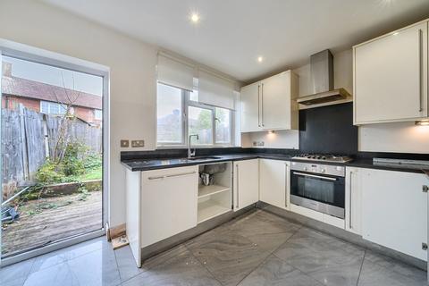 3 bedroom terraced house for sale, Castlecombe Road, London