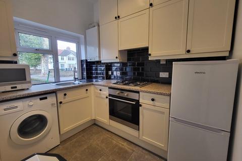 2 bedroom flat to rent, Hayden House, Uxbridge Road, Hanwell