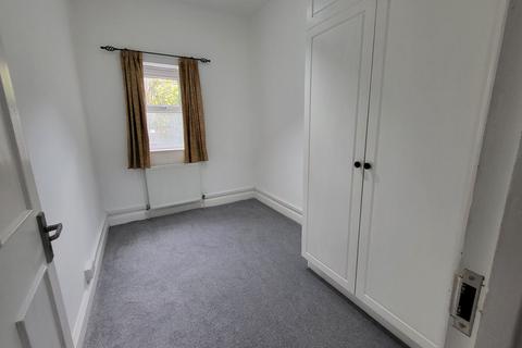 2 bedroom flat to rent, Hayden House, Uxbridge Road, Hanwell
