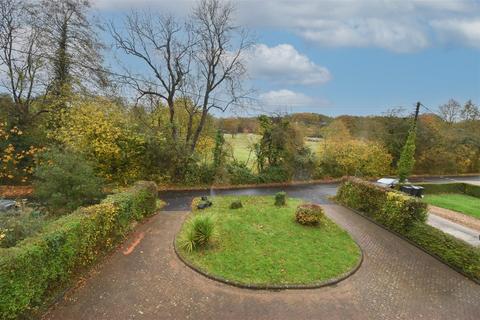 undefined, Brook Lane, Doddinghurst