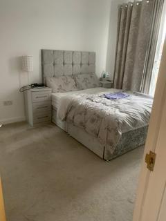 1 bedroom in a house share to rent, Denmark Place, London E3