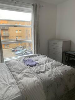 1 bedroom in a house share to rent, Denmark Place, London E3