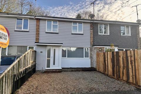 3 bedroom terraced house for sale, Red Lion Lane, Farnham