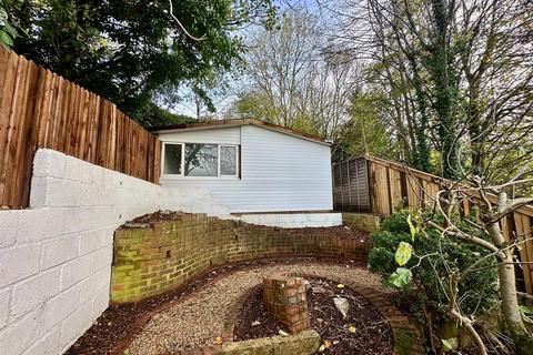 3 bedroom terraced house for sale, Red Lion Lane, Farnham