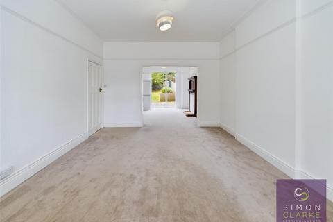 undefined, Hamilton Way, Finchley, N3