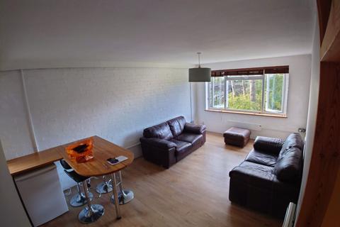 1 bedroom flat to rent, Leigham Court Road, London SW16