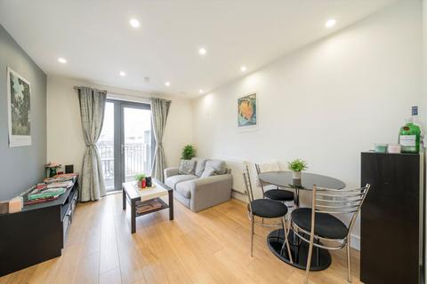 1 bedroom flat to rent, Christian Street, London E1