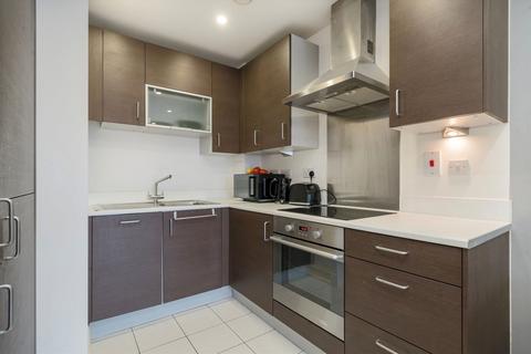 1 bedroom flat to rent, Christian Street, London E1