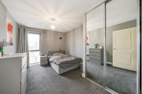 1 bedroom flat to rent, Christian Street, London E1