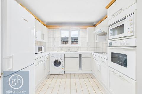 1 bedroom apartment to rent, Winslow Close, Pinner HA5