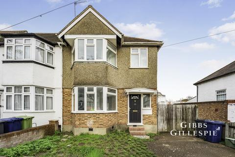 undefined, Sudbury Heights Avenue, Greenford, UB6