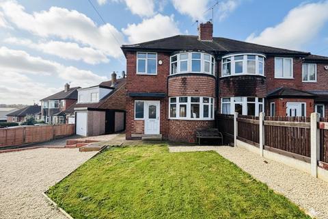 3 bedroom semi-detached house to rent, Kellett Mount, Wortley, Leeds