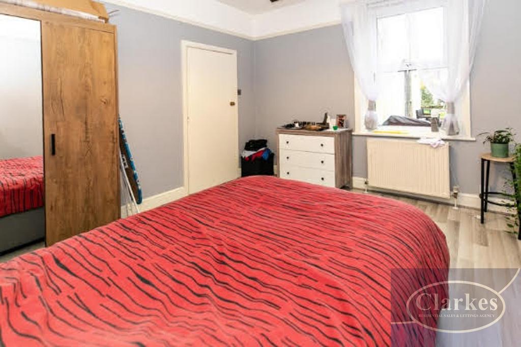FFF bedroom