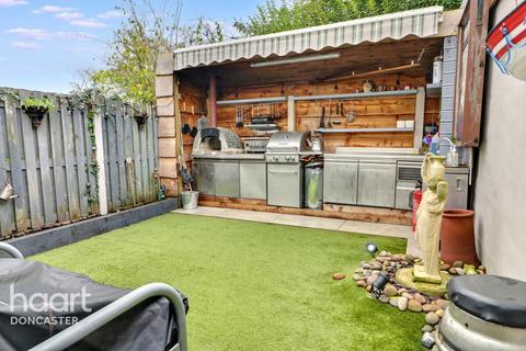 3 bedroom semi-detached house for sale, Thomson Avenue, Balby, Doncaster