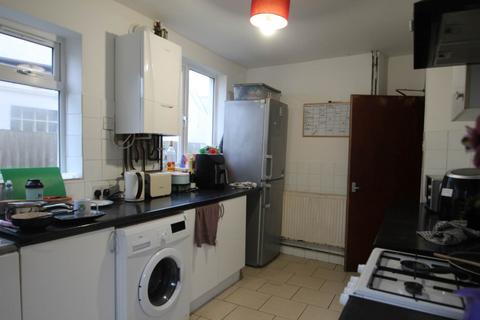 5 bedroom semi-detached house to rent, Stockmore Street, Oxford *Student Property 2026*