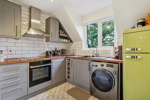 2 bedroom apartment for sale, Granville Place, Elm Park Road, Pinner